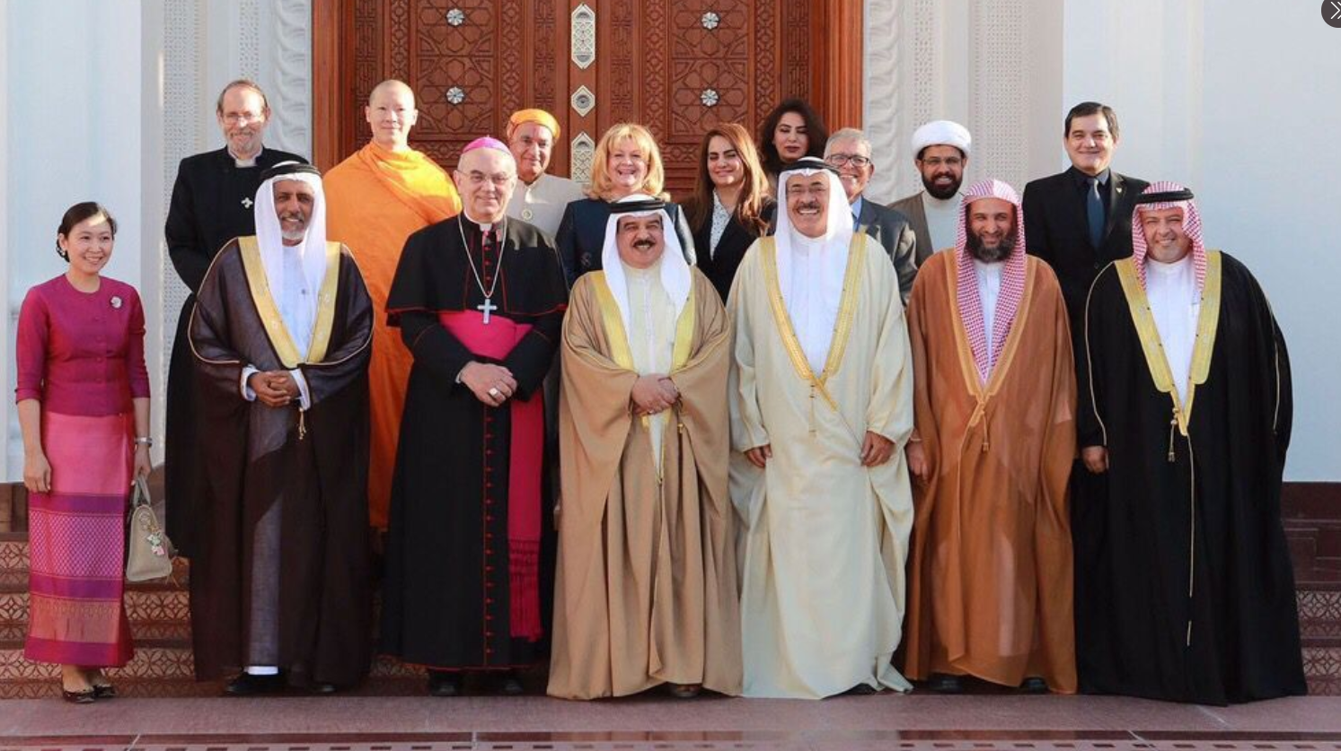 His Majesty King Hamad bin Isa Al Khalifa and Leaders of the King Hamad Global Center for Peaceful Coexistence