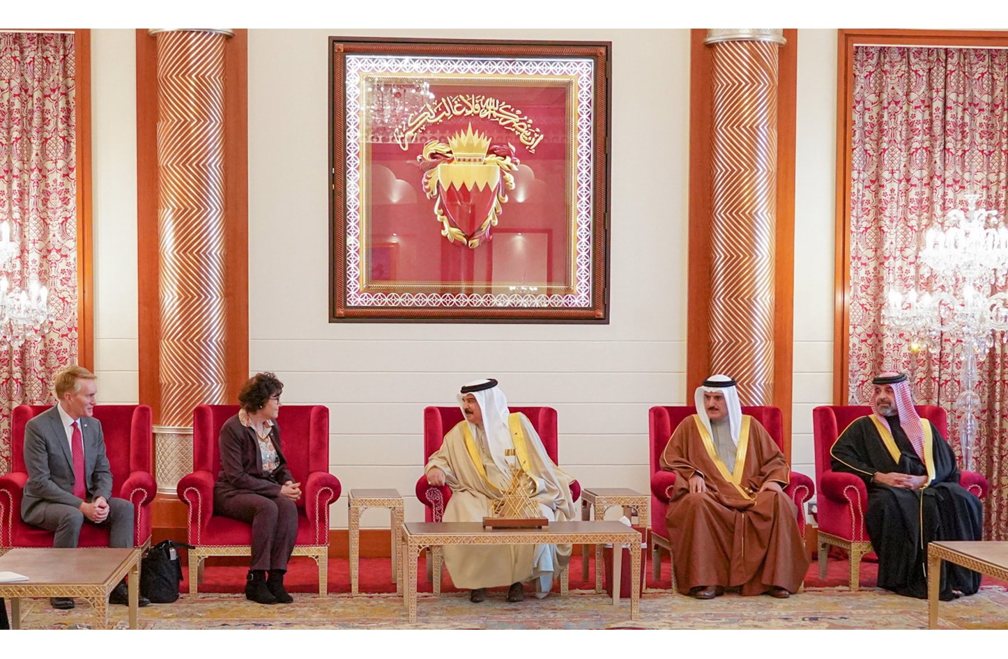 HM King receives US Congress delegation; expresses pride in solid Bahrain-US partnership